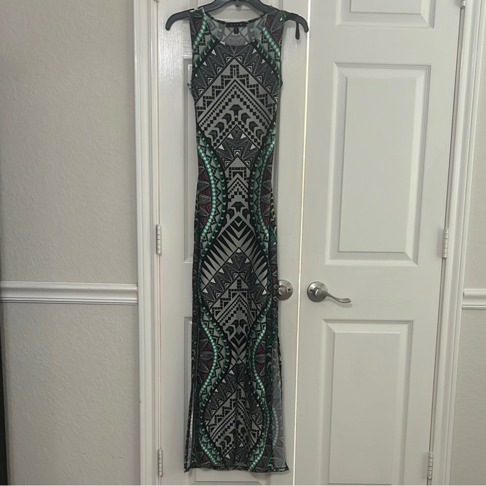 Black and Green Sleeveless Halter Bodycon Maxi Dress